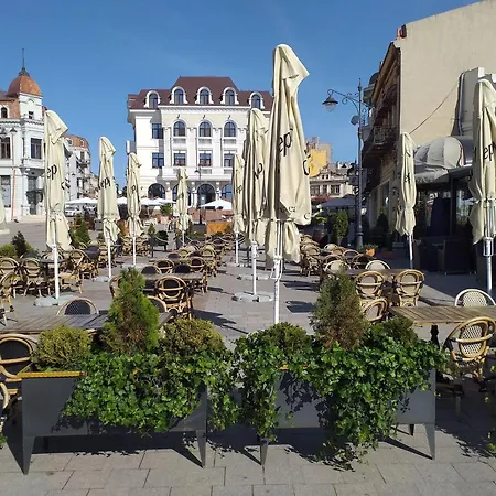 3 Rooms, Nearby Casino, Cliff, Port, Aquarium, Beach, Ovidius Square Lägenhet *